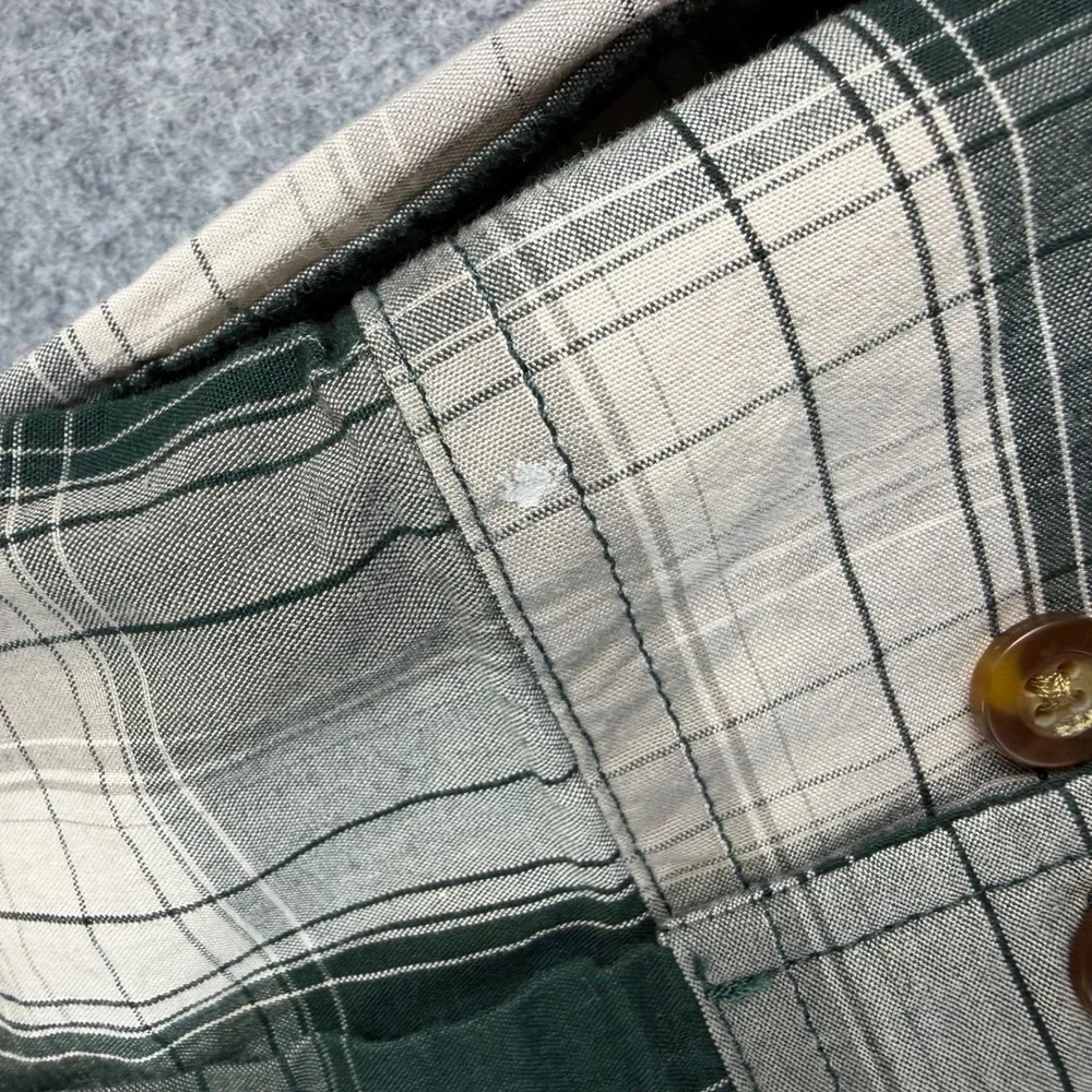Carhartt Mens XL Plaid Flannel Shirt Long Sleeve Green White Button Up Relax Fit - Picture 4 of 10